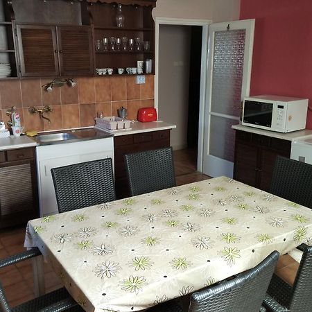 Horvath Apartmanhaz Kaposvar Exterior photo