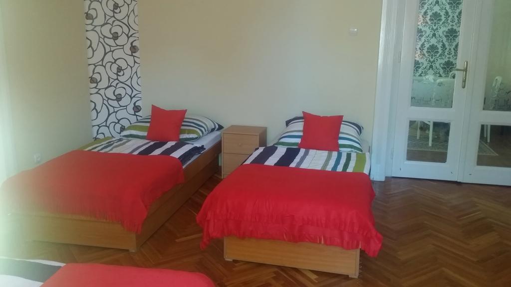 Horvath Apartmanhaz Kaposvar Exterior photo