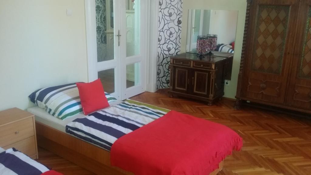 Horvath Apartmanhaz Kaposvar Exterior photo