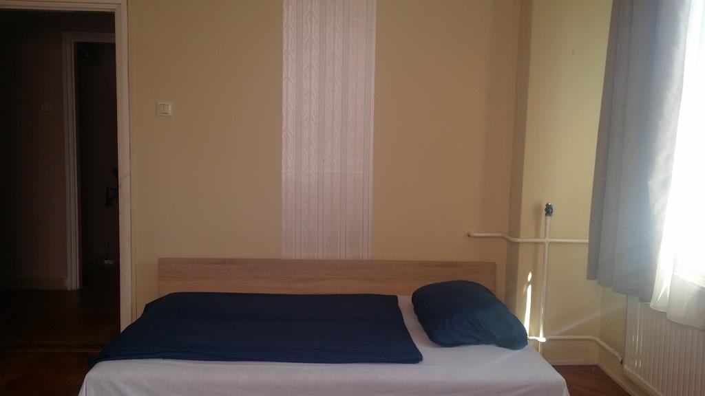 Horvath Apartmanhaz Kaposvar Exterior photo